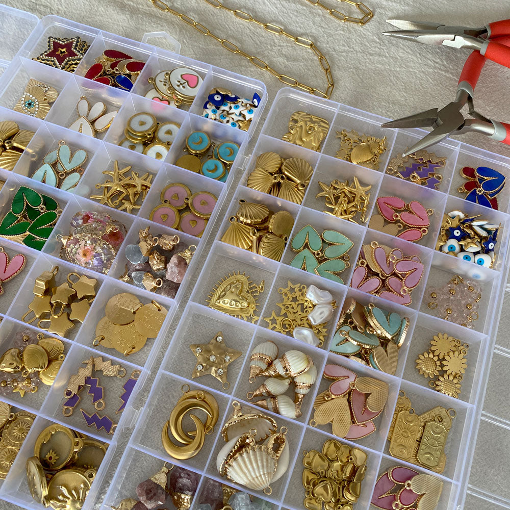 Lot De Breloques Et Charms Dorés Pour Fabrication De Bijoux – Création, Médaille, R126