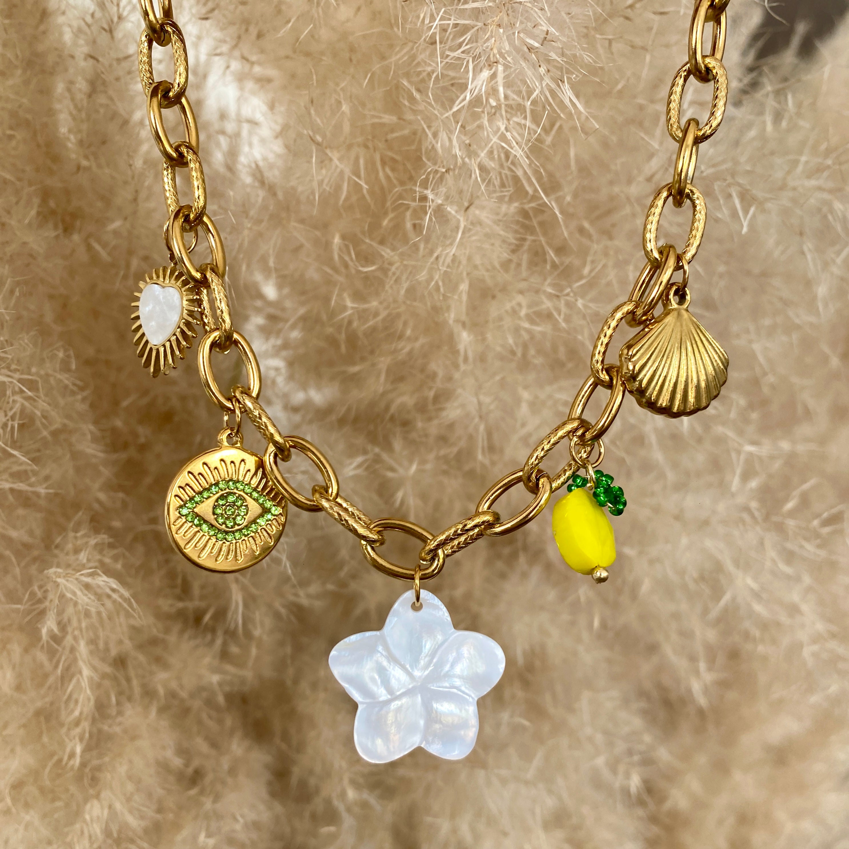 Collier Charms "Litchi"