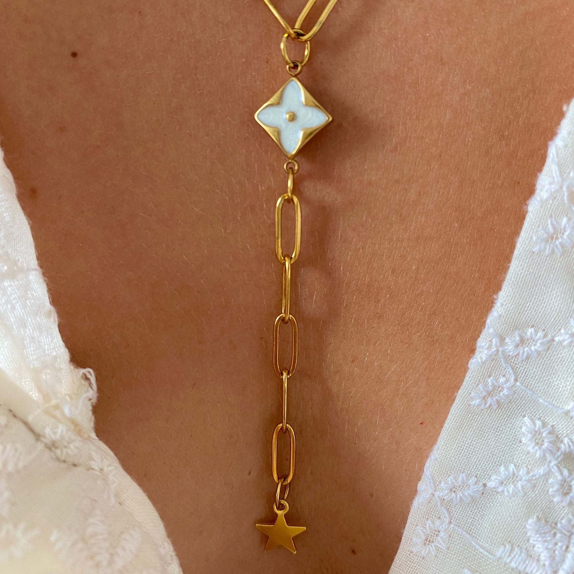 Collier Long "Blossom Blanc"