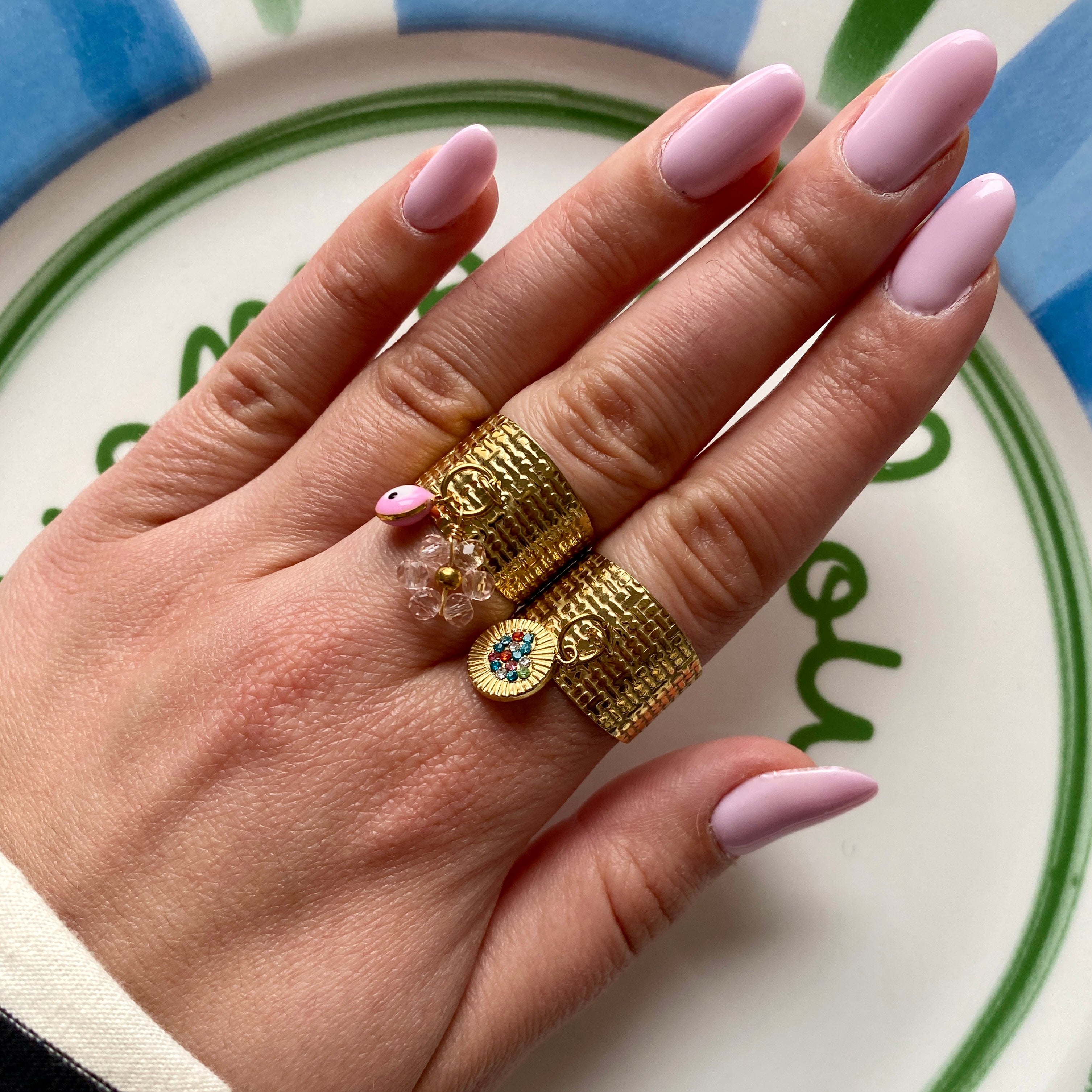 bague avec pendentif