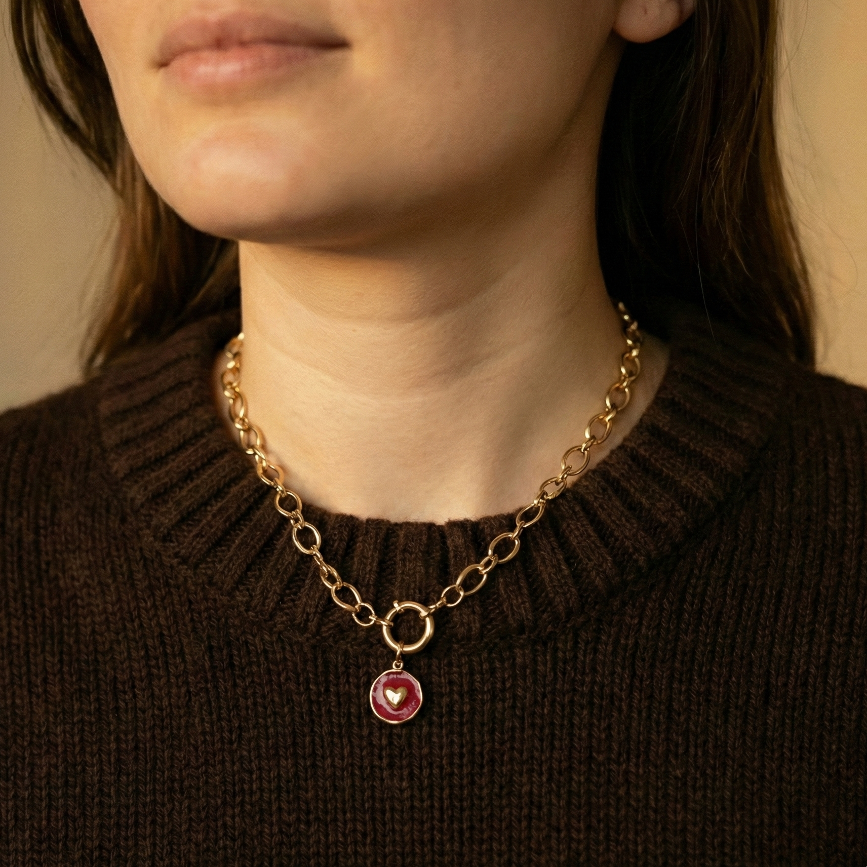 collier mousqueton breloque