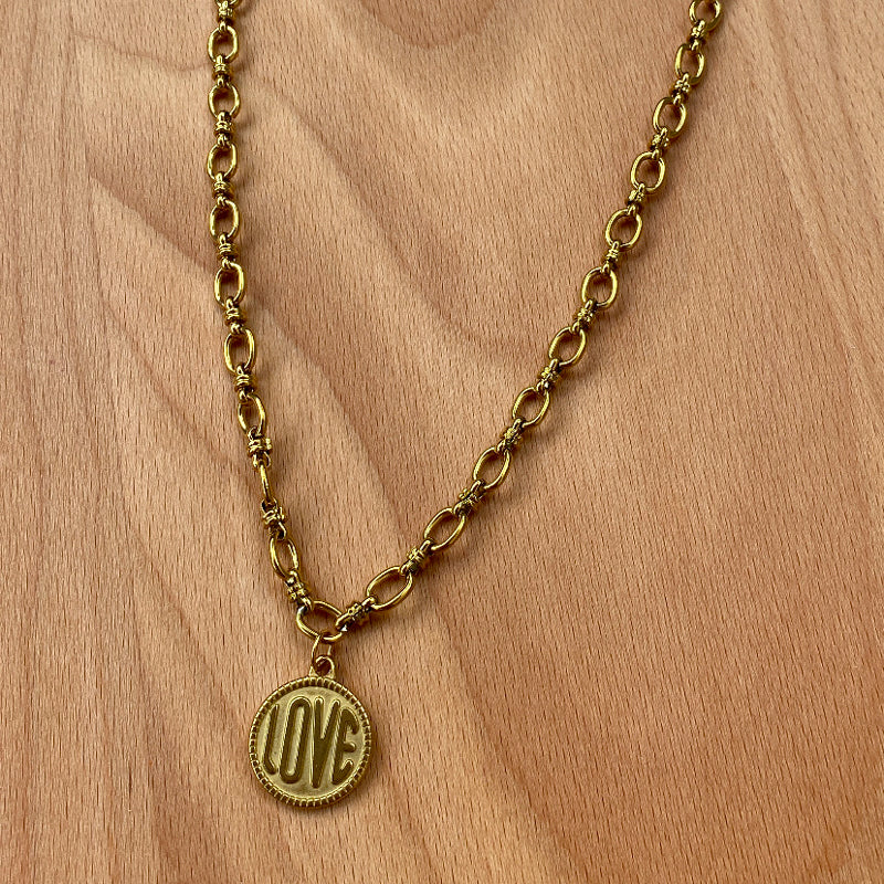 Collier Ras de cou "Love"