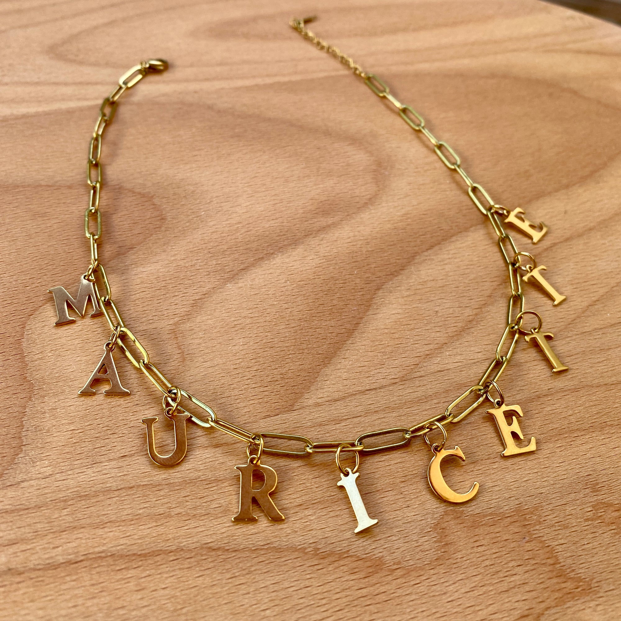 collier femme initiale