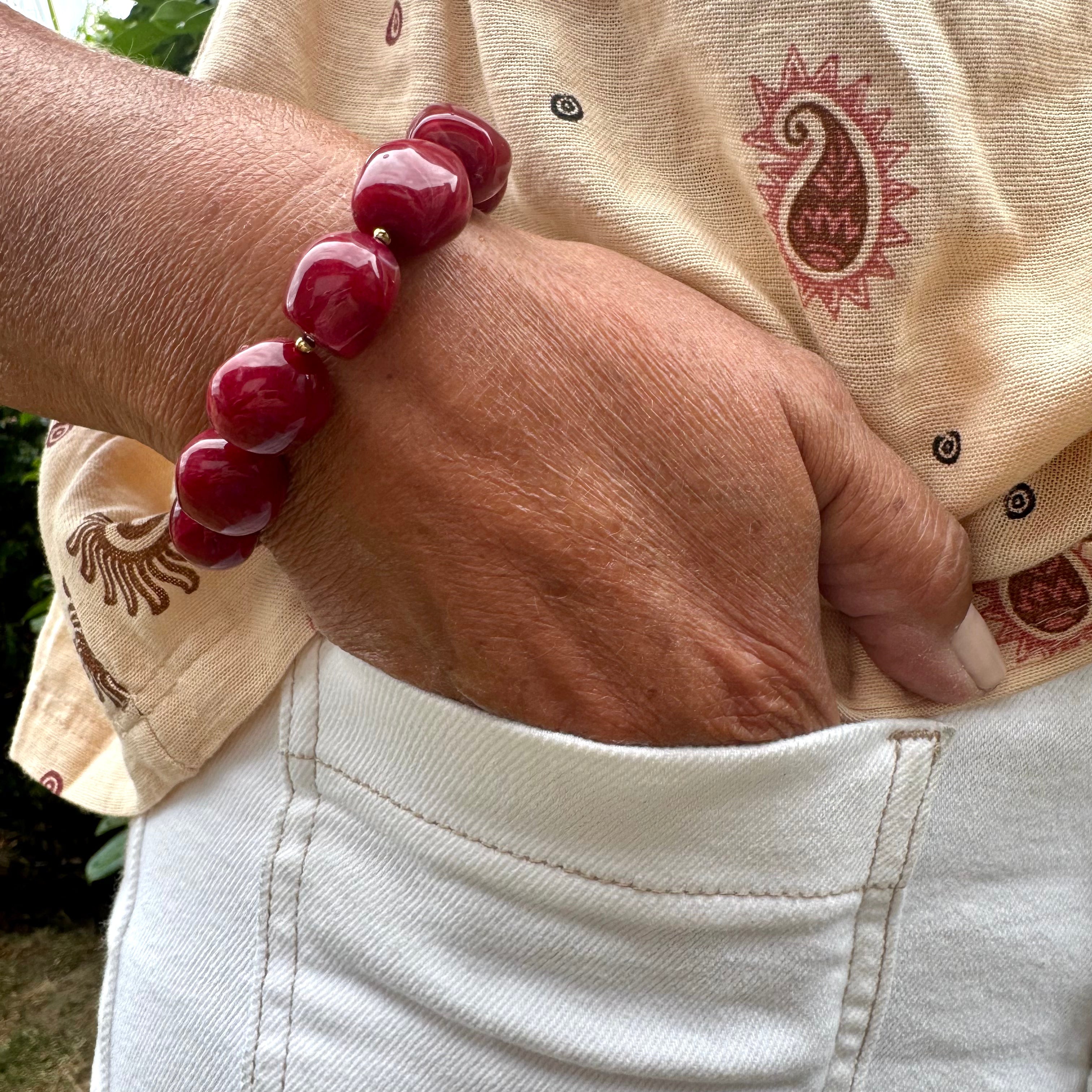 Bracelet Perles Résine "Cerise"