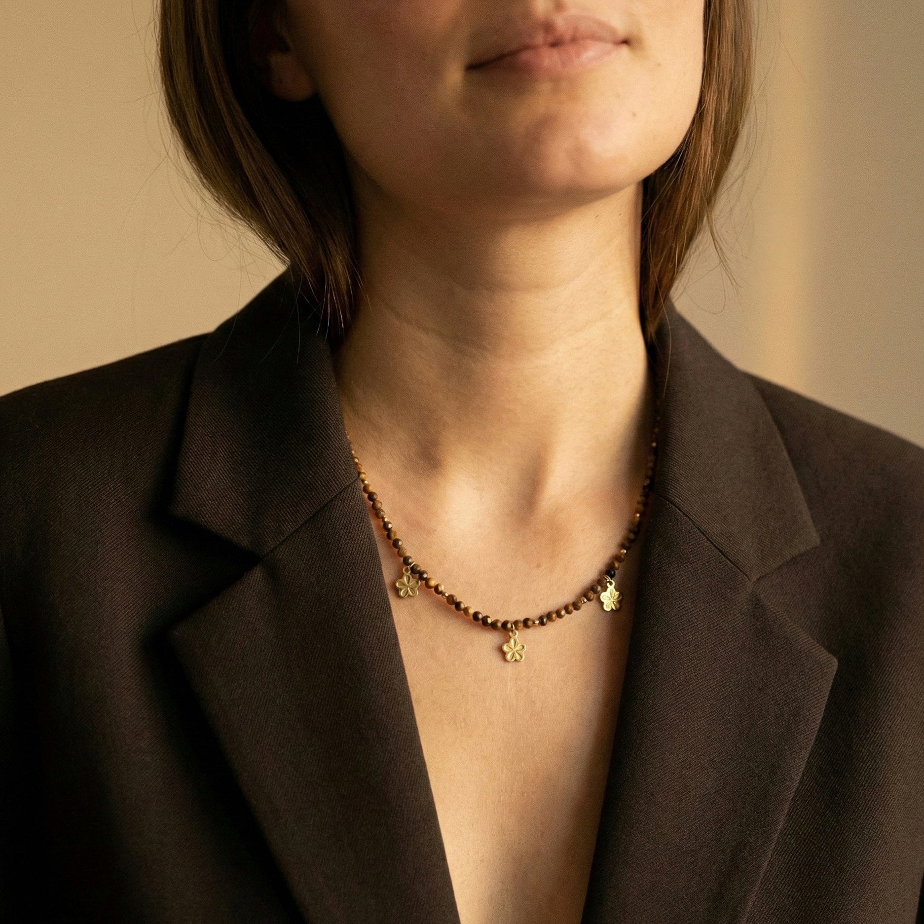 collier perles oeil de tigre diane