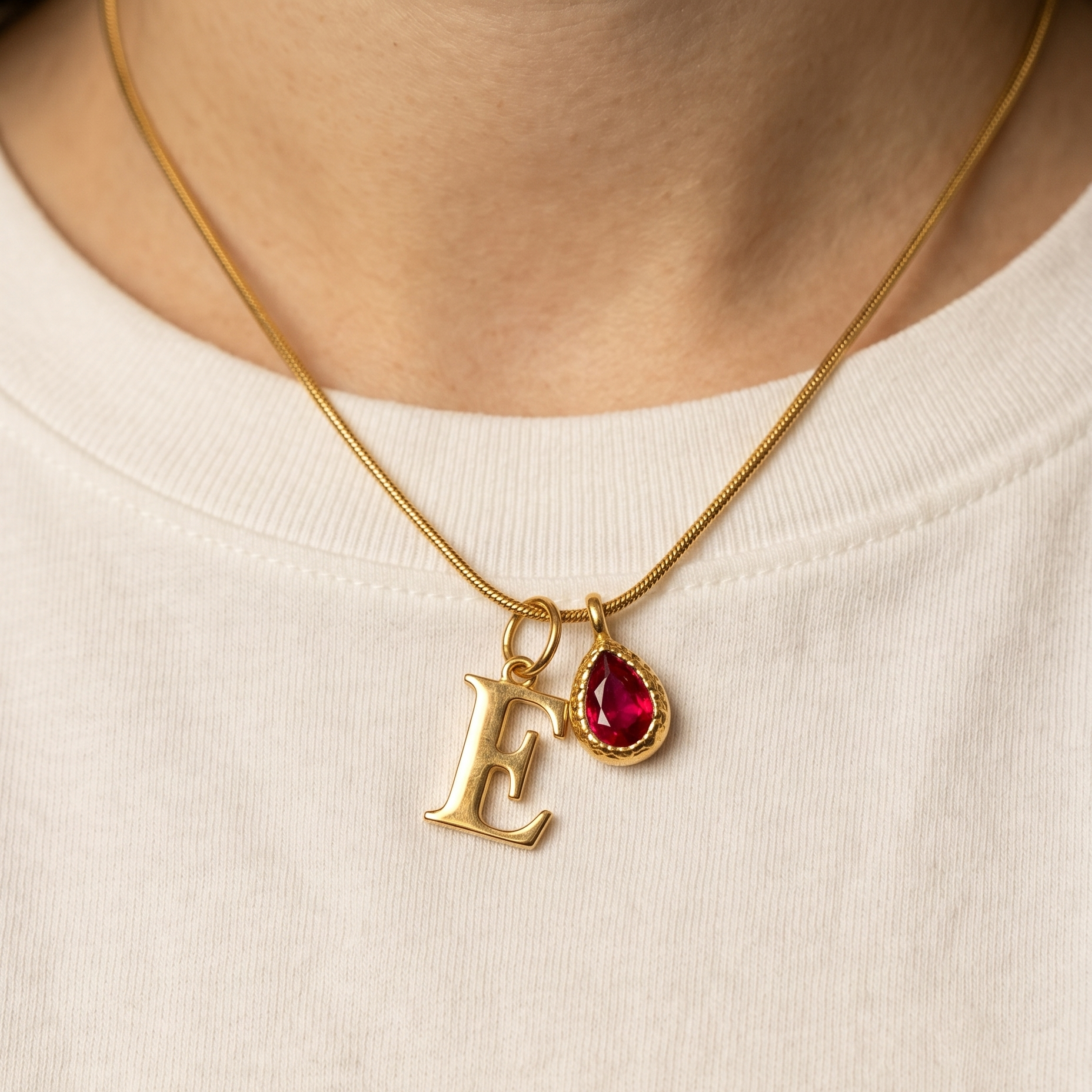 collier pierre de naissance initiale